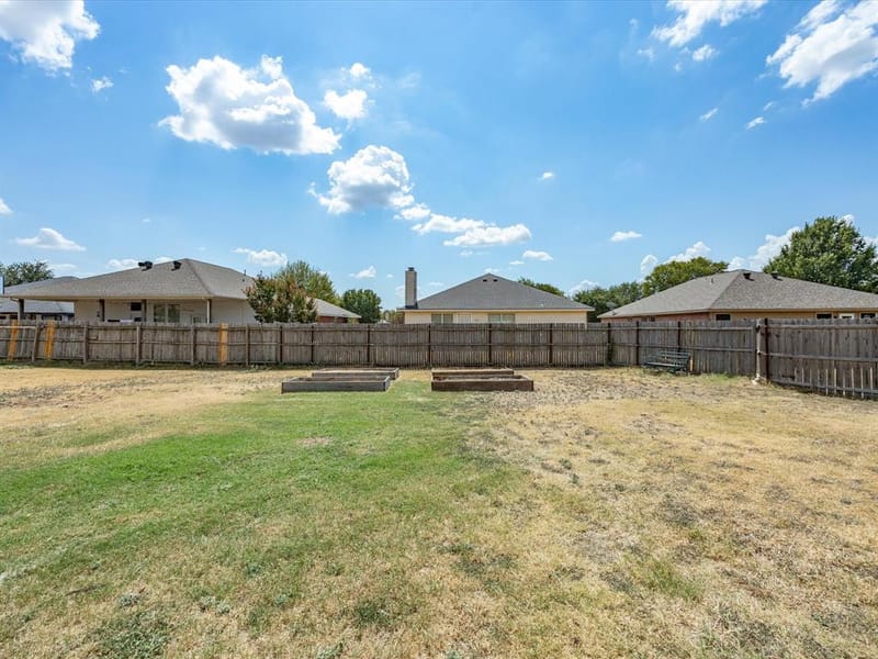 233 Kings Way Court, Rhome TX 76078 - Photo 17