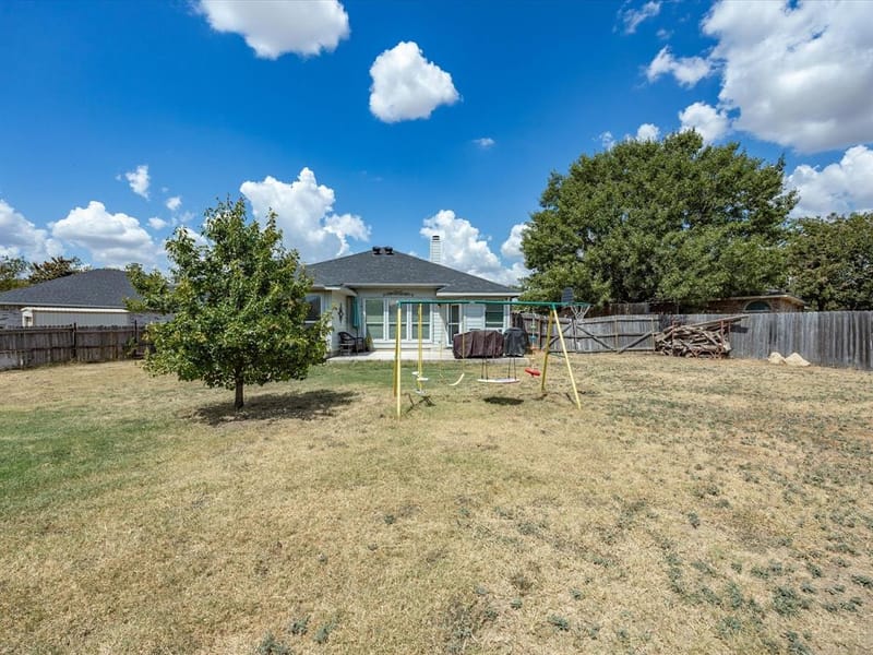 233 Kings Way Court, Rhome TX 76078 - Photo 18
