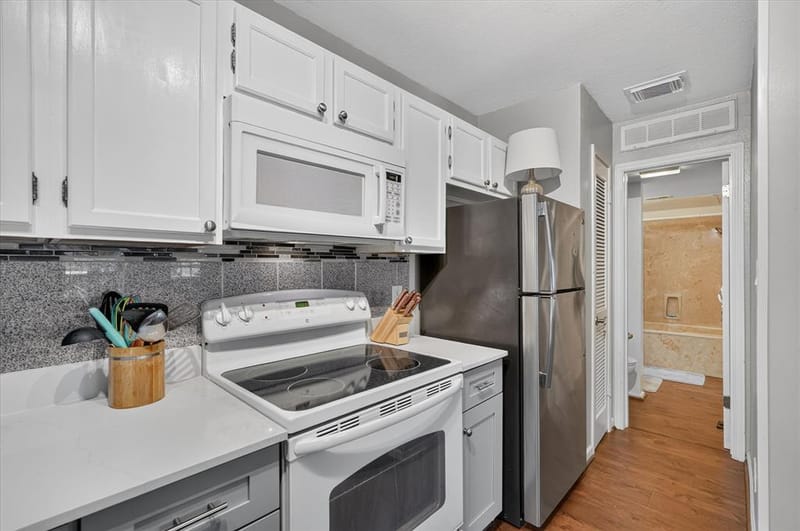 6108 Abrams Road # 403, Dallas TX 75231 - Photo 17