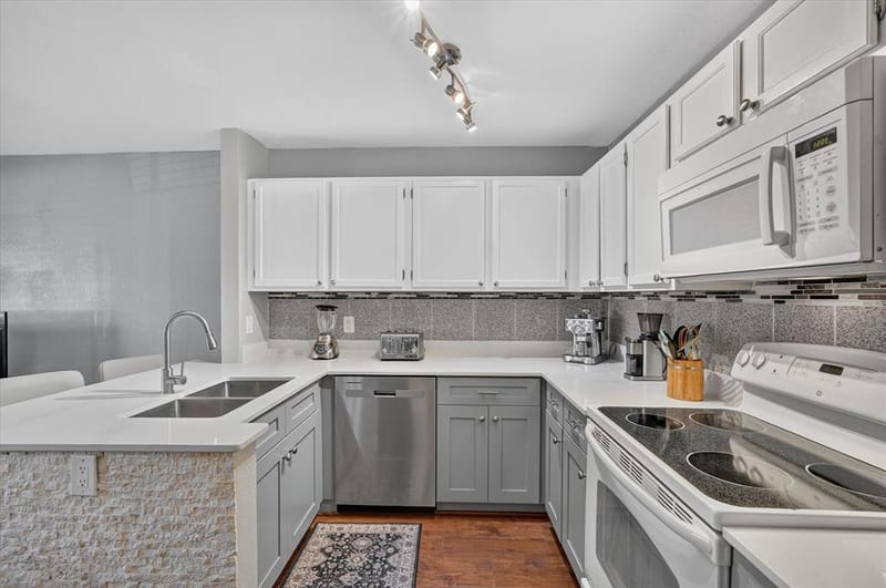 6108 Abrams Road # 403, Dallas TX 75231 - Photo 16
