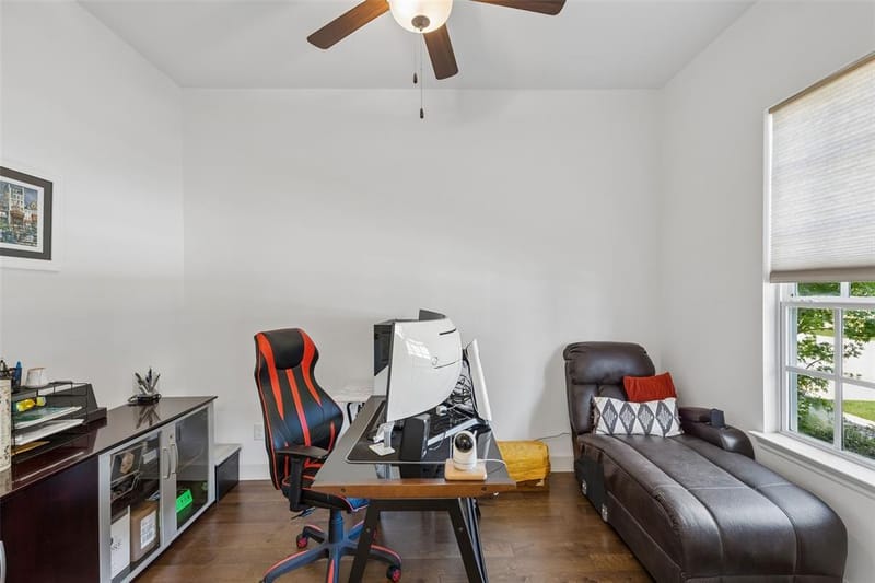 1016 Gardenia Street, Carrollton TX 75007 - Photo 13