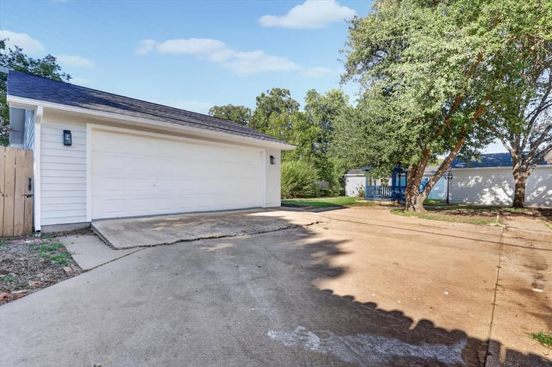1204 Loma Alta Place, Cleburne TX 76033 - Photo 25
