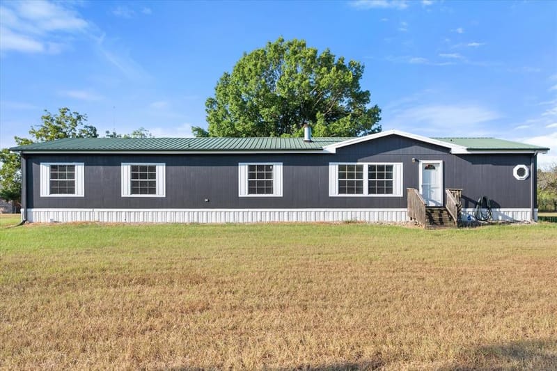 610 FM 2859, Corsicana TX 75109
