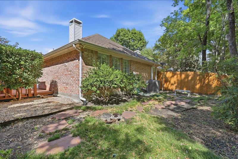 4900 Rockcreek Lane, Plano TX 75024 - Photo 32