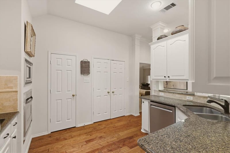 4900 Rockcreek Lane, Plano TX 75024 - Photo 18