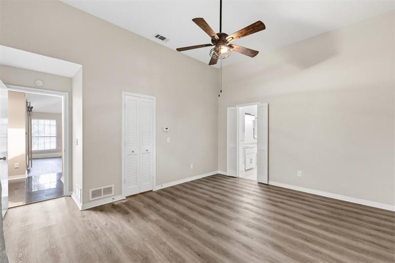 14826 Sopras Circle, Addison TX 75001 - Photo 12