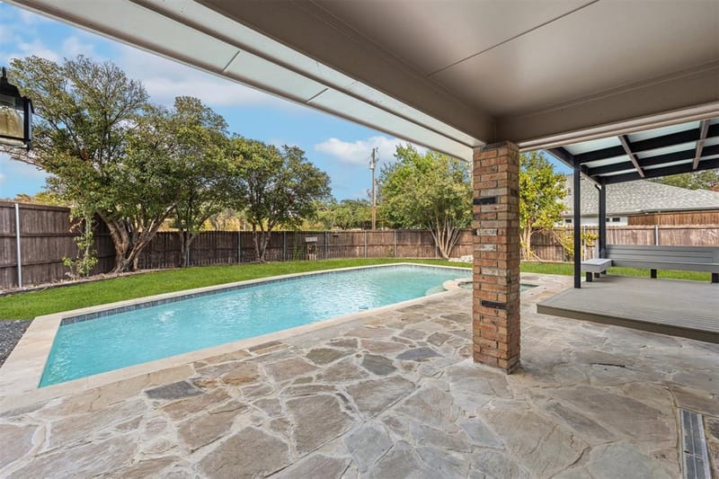 14826 Sopras Circle, Addison TX 75001 - Photo 35