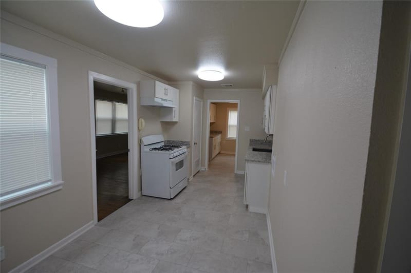 5309 Stanley Avenue, Fort Worth TX 76115 - Photo 3