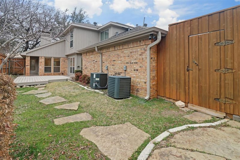14824 Sopras Circle, Addison TX 75001 - Photo 36