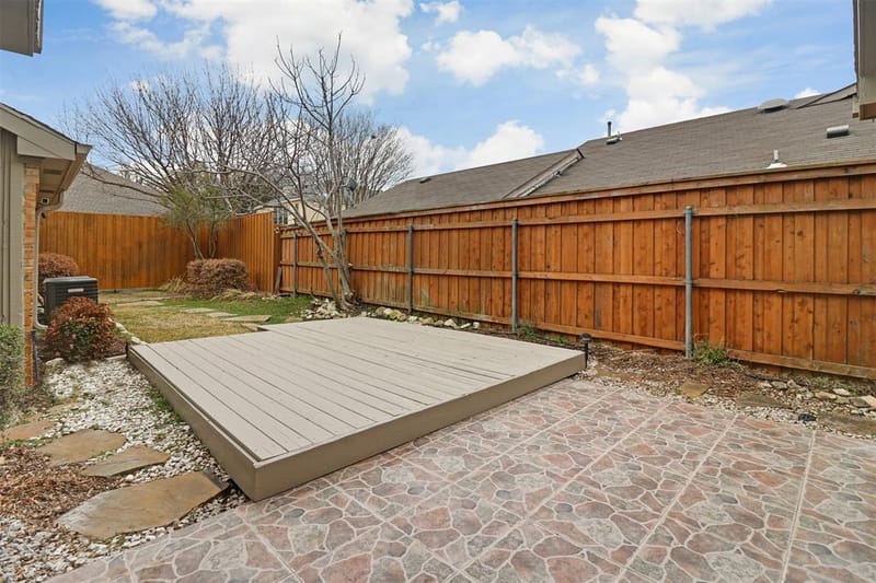 14824 Sopras Circle, Addison TX 75001 - Photo 34