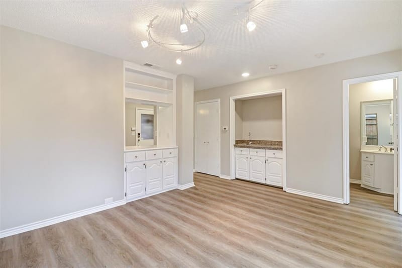 14824 Sopras Circle, Addison TX 75001 - Photo 19