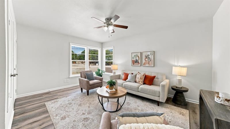 3728 Hardeman Street, Fort Worth TX 76119 - Photo 6