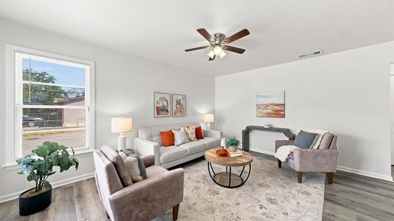 3728 Hardeman Street, Fort Worth TX 76119 - Photo 5