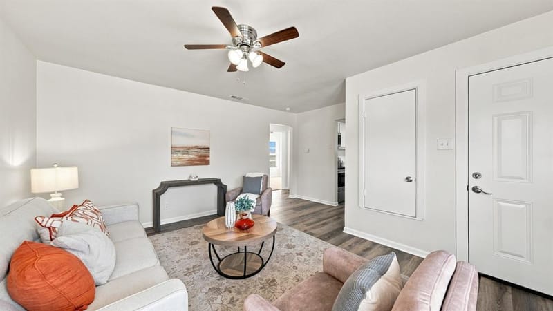 3728 Hardeman Street, Fort Worth TX 76119 - Photo 8