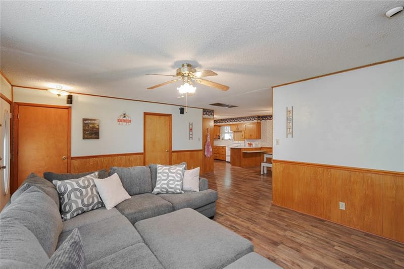 223 Hillcrest Street, Sanger TX 76266 - Photo 5