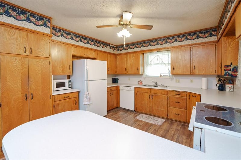 223 Hillcrest Street, Sanger TX 76266 - Photo 9
