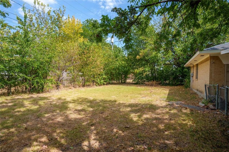 223 Hillcrest Street, Sanger TX 76266 - Photo 31