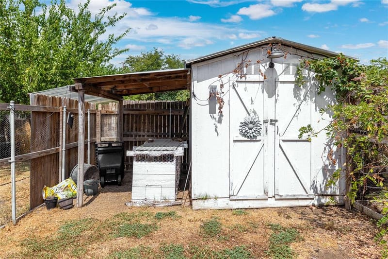 900 E Fitzgerald Street, Bangs TX 76823 - Photo 35
