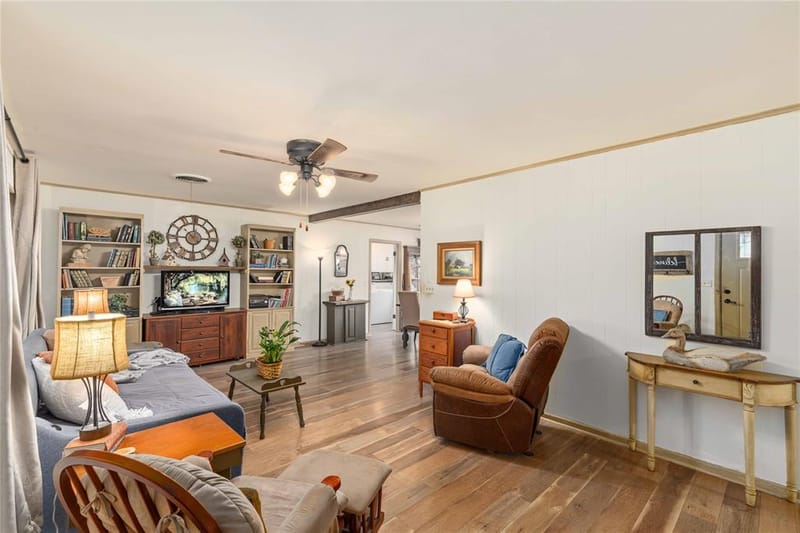 900 E Fitzgerald Street, Bangs TX 76823 - Photo 4