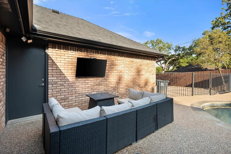 4909 Rockford Court, Arlington TX 76017 - Photo 28