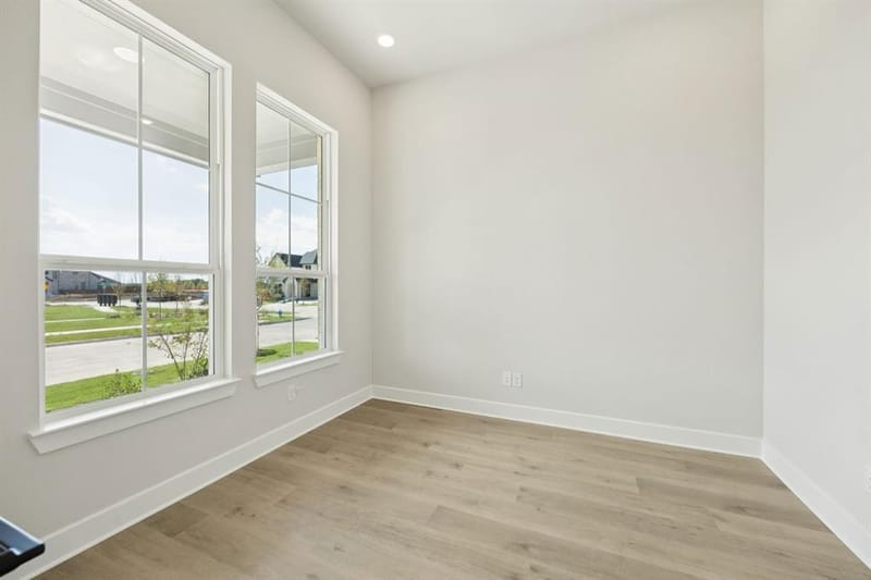 9156 Emory Oak Drive, Frisco TX 75035 - Photo 15