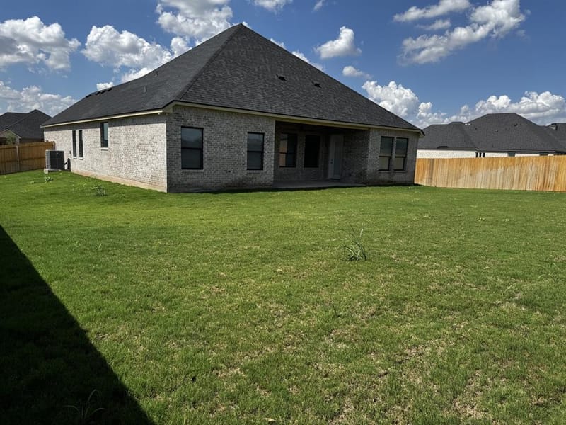 1336 Tahonta Drive, Hewitt TX 76643 - Photo 10