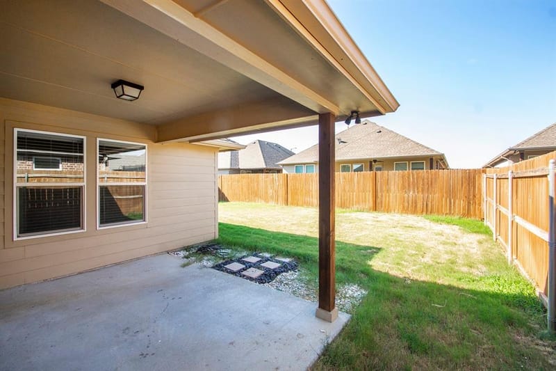 806 Ransom Way, Greenville TX 75402 - Photo 22