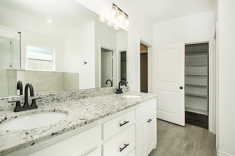 806 Ransom Way, Greenville TX 75402 - Photo 18