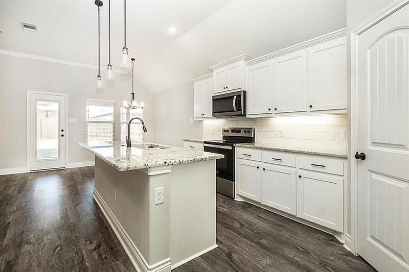 806 Ransom Way, Greenville TX 75402 - Photo 4