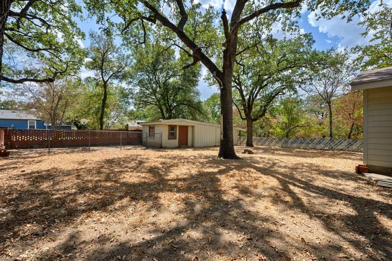 402 SE 20th Street, Mineral Wells TX 76067 - Photo 23