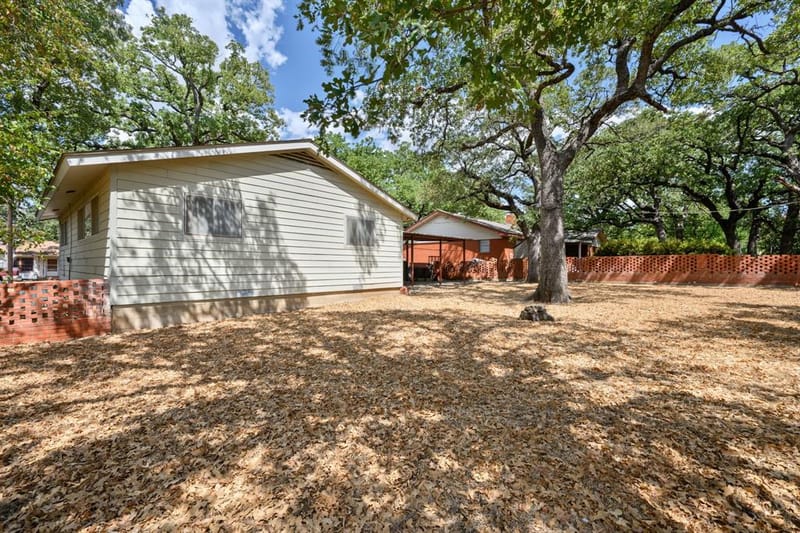 402 SE 20th Street, Mineral Wells TX 76067 - Photo 20