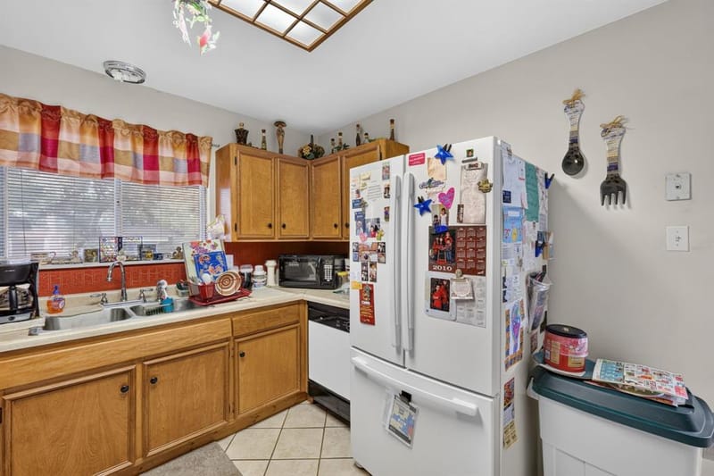 402 SE 20th Street, Mineral Wells TX 76067 - Photo 8