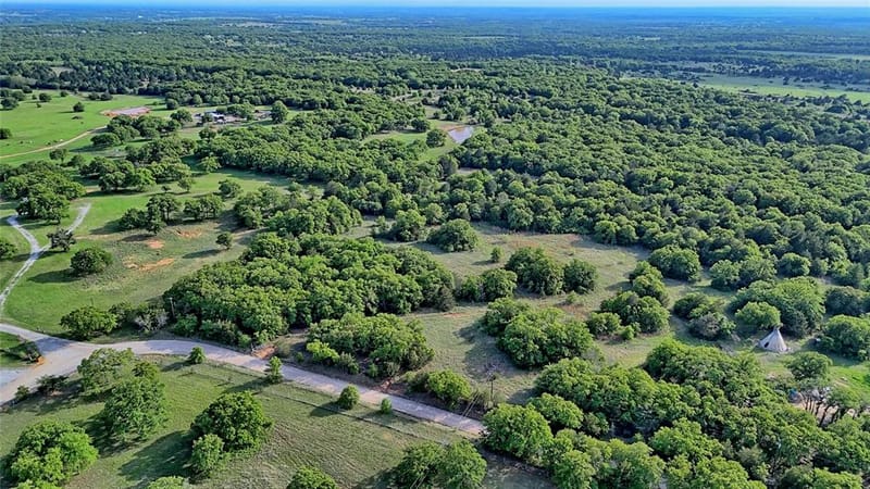 3952 Lake Valley Rd, Sunset TX 76270 - Photo 2