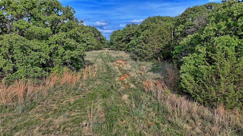 3952 Lake Valley Rd, Sunset TX 76270 - Photo 17