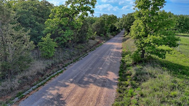 3952 Lake Valley Rd, Sunset TX 76270 - Photo 8