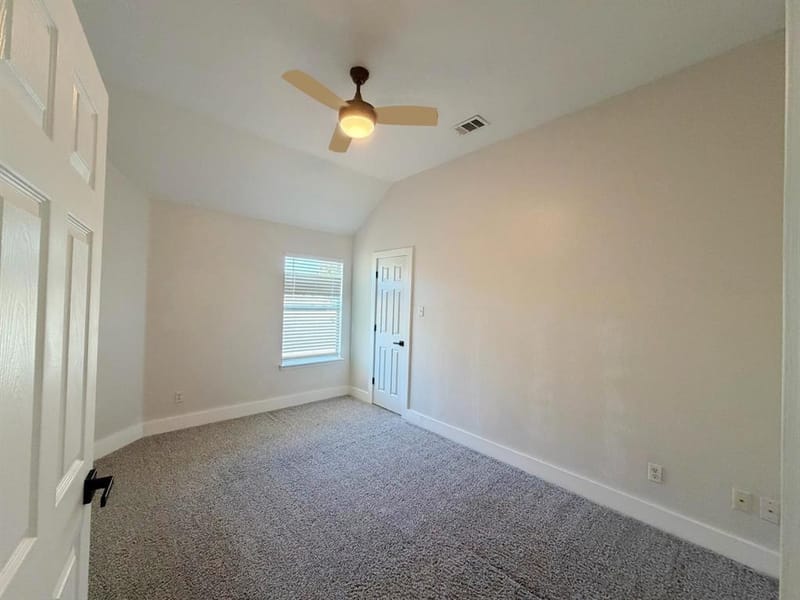 605 Prairie Gulch Drive, Fort Worth TX 76140 - Photo 15
