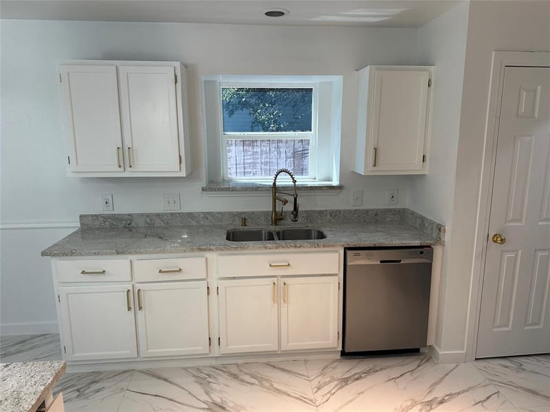 841 Collins Boulevard, Cedar Hill TX 75104 - Photo 12