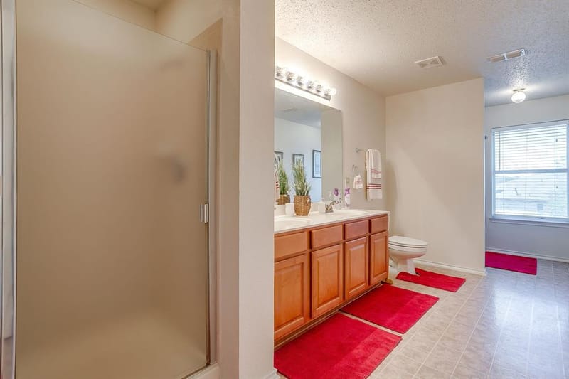 332 Sunset Oaks Drive, Fort Worth TX 76112 - Photo 27