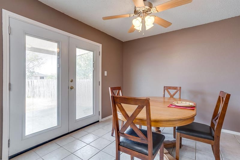 332 Sunset Oaks Drive, Fort Worth TX 76112 - Photo 19