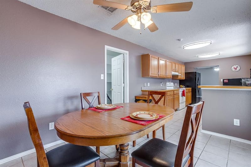 332 Sunset Oaks Drive, Fort Worth TX 76112 - Photo 21