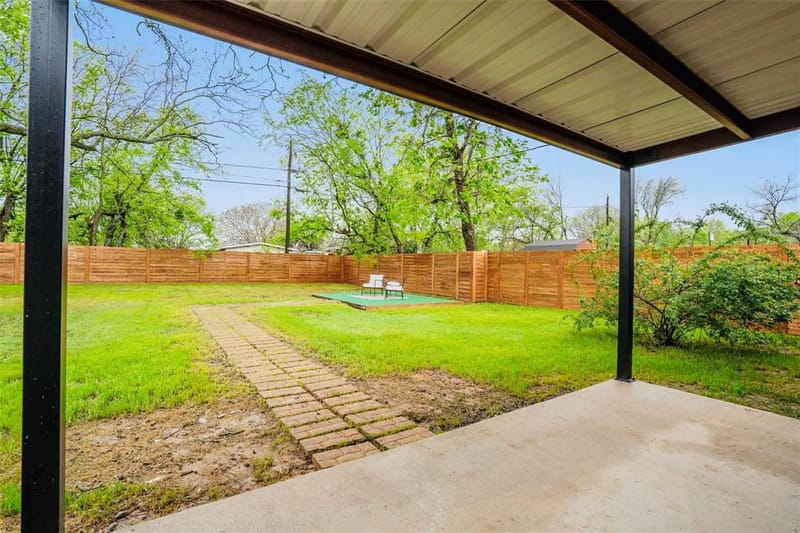 504 N Main Street, McGregor TX 76657 - Photo 35