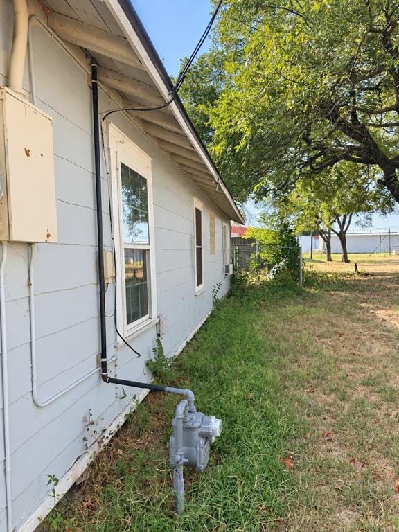 105 N Hubbard Street, Alvord TX 76225 - Photo 17