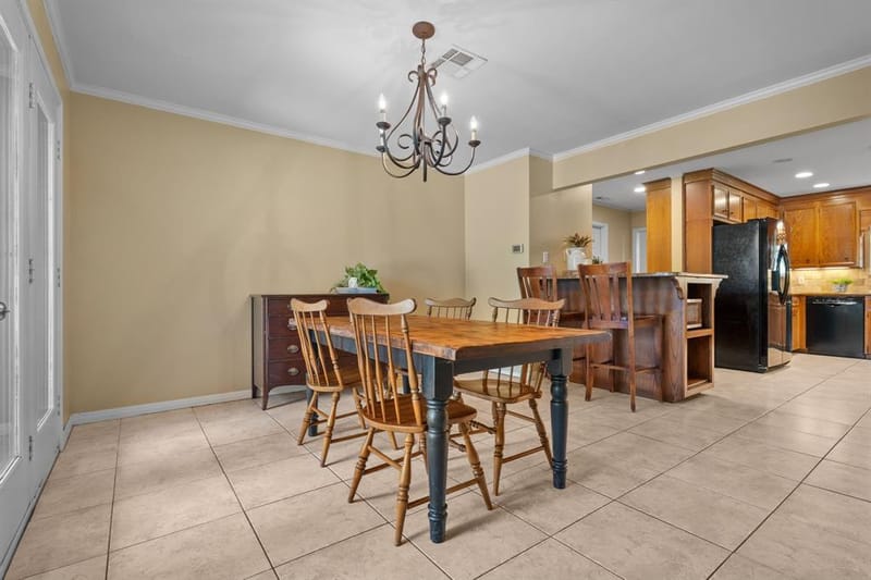 10026 Forest View Drive, Woodway TX 76712 - Photo 16