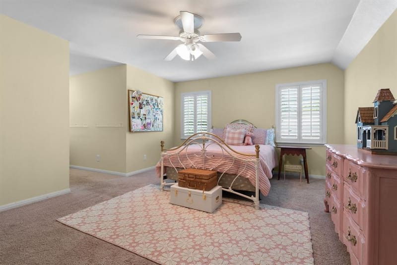 10026 Forest View Drive, Woodway TX 76712 - Photo 29