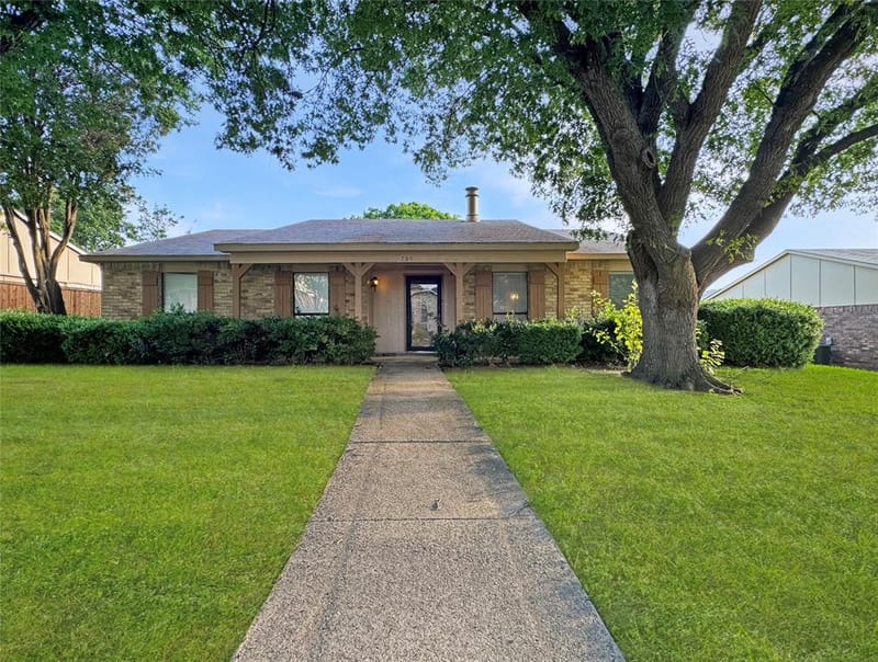 705 Priscilla, DeSoto TX 75115