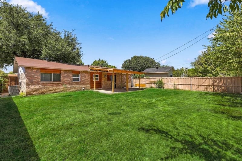 3214 Parker Street, Irving TX 75062 - Photo 18