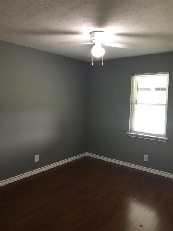 303 Raymond Street, Farmersville TX 75442 - Photo 6
