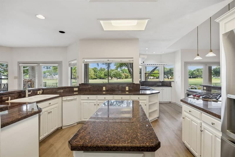 13217 Woodhaven Drive, Farmers Branch TX 75234 - Photo 8