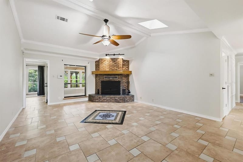 2809 Caprice Avenue, Denison TX 75020 - Photo 9