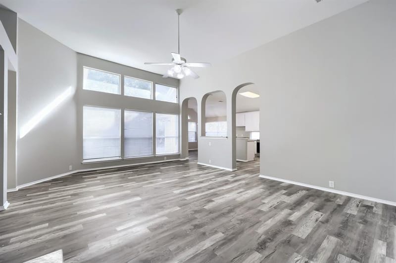 605 Oakbrook Drive, Burleson TX 76028 - Photo 4